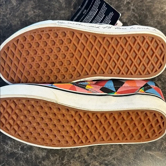 Vans Women’s/Kids MOMO Slip-On Sneakers size 5 women’s (3.5 men’s) - Picture 3 of 3